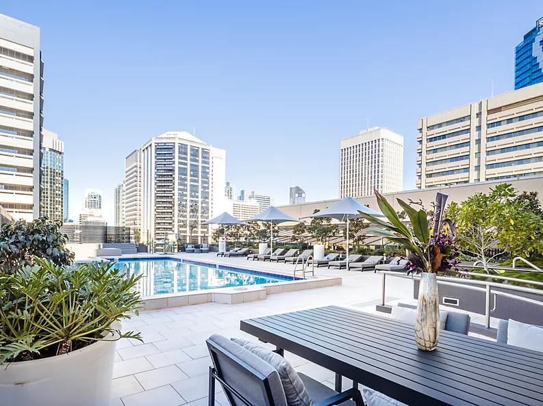 Sofitel Pool